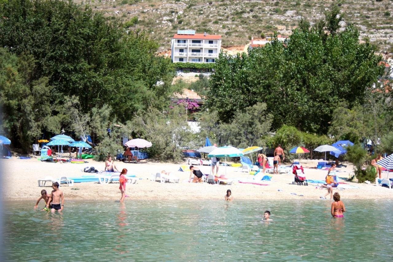 Apartman Apartments With A Parking Space Duce, Omis - 7532 Duce